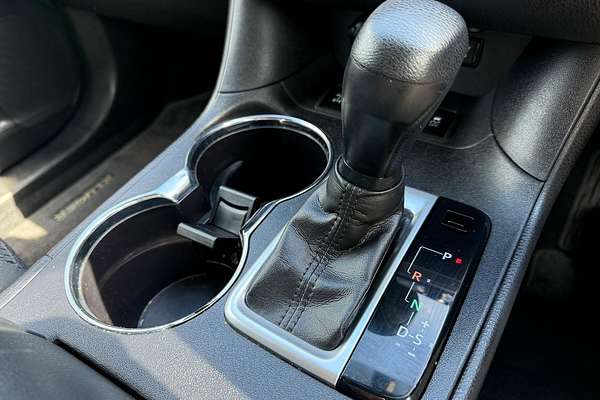 2017 Toyota Kluger GX GSU50R