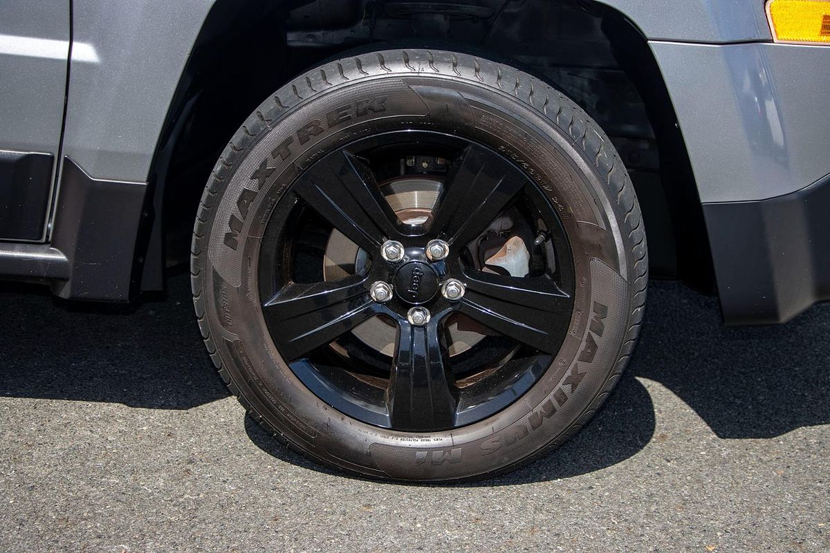 2014 Jeep Patriot Blackhawk MK