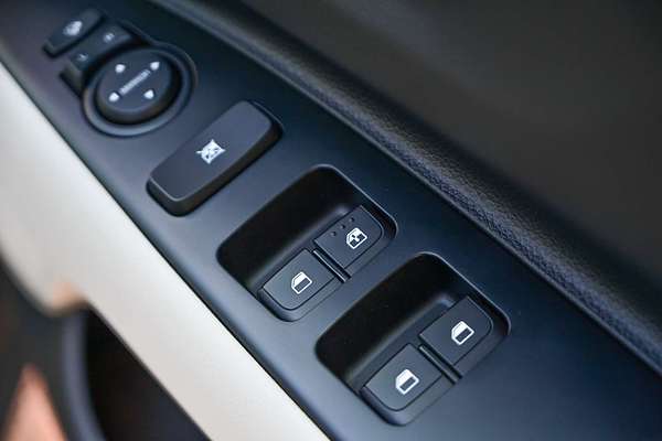 2025 Kia Stonic GT-Line YB PE2