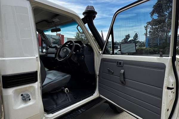 2010 Toyota Landcruiser Workmate VDJ79R 4X4