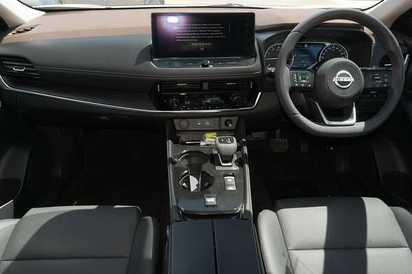 2024 Nissan X-TRAIL ST-L T33