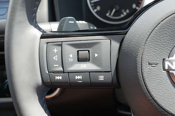 2024 Nissan X-TRAIL ST-L T33