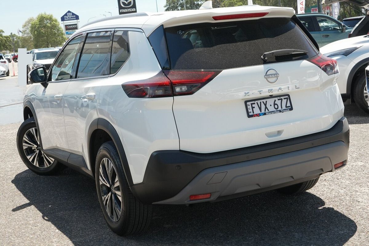 2025 Nissan X-TRAIL ST-L T33