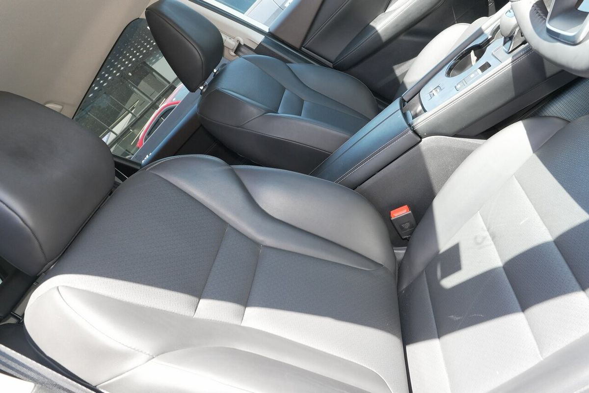 2025 Nissan X-TRAIL ST-L T33