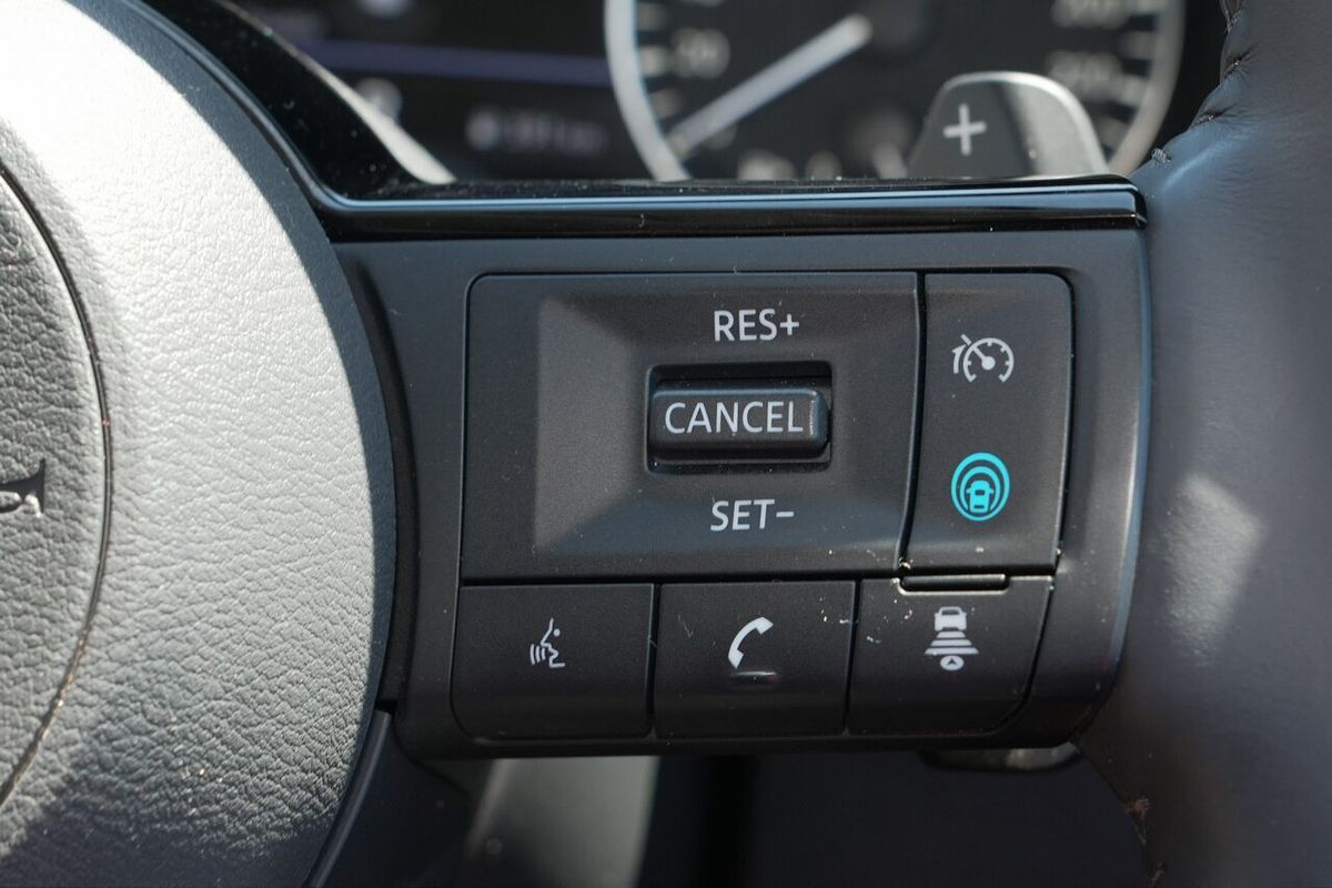 2025 Nissan X-TRAIL ST-L T33