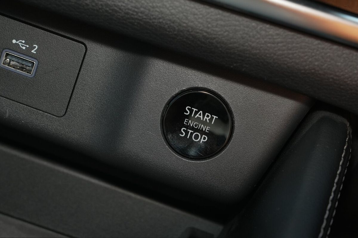 2025 Nissan X-TRAIL ST-L T33