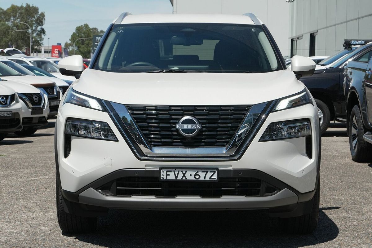 2025 Nissan X-TRAIL ST-L T33