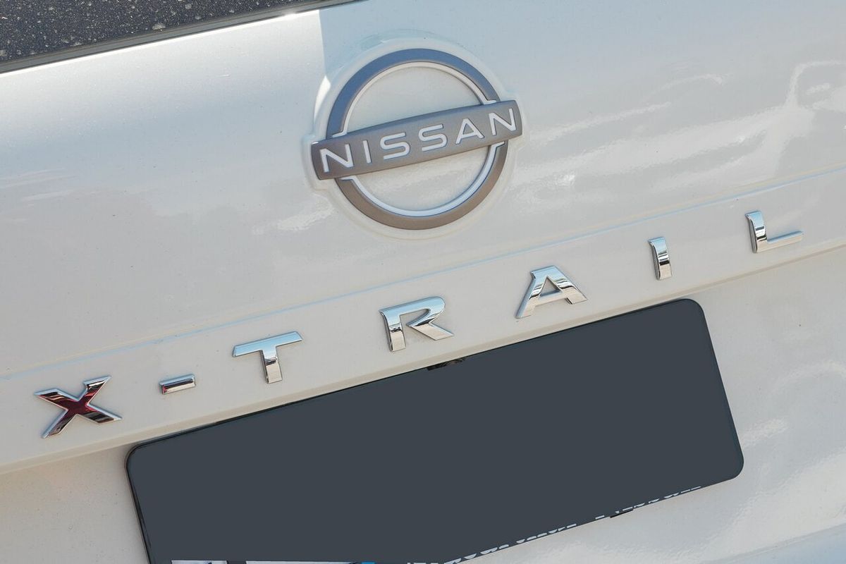 2025 Nissan X-TRAIL ST-L T33