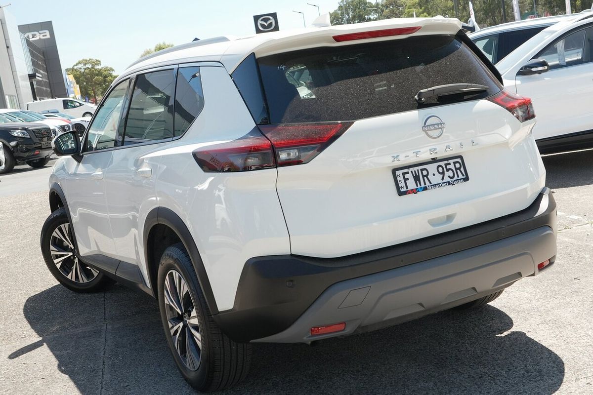 2024 Nissan X-TRAIL ST-L T33
