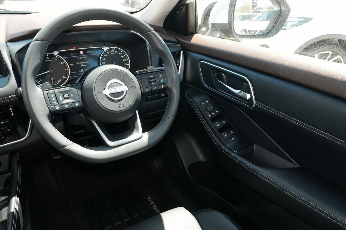 2024 Nissan X-TRAIL ST-L T33