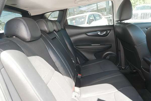 2015 Nissan QASHQAI Ti J11