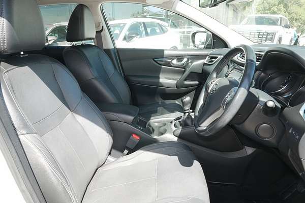 2015 Nissan QASHQAI Ti J11