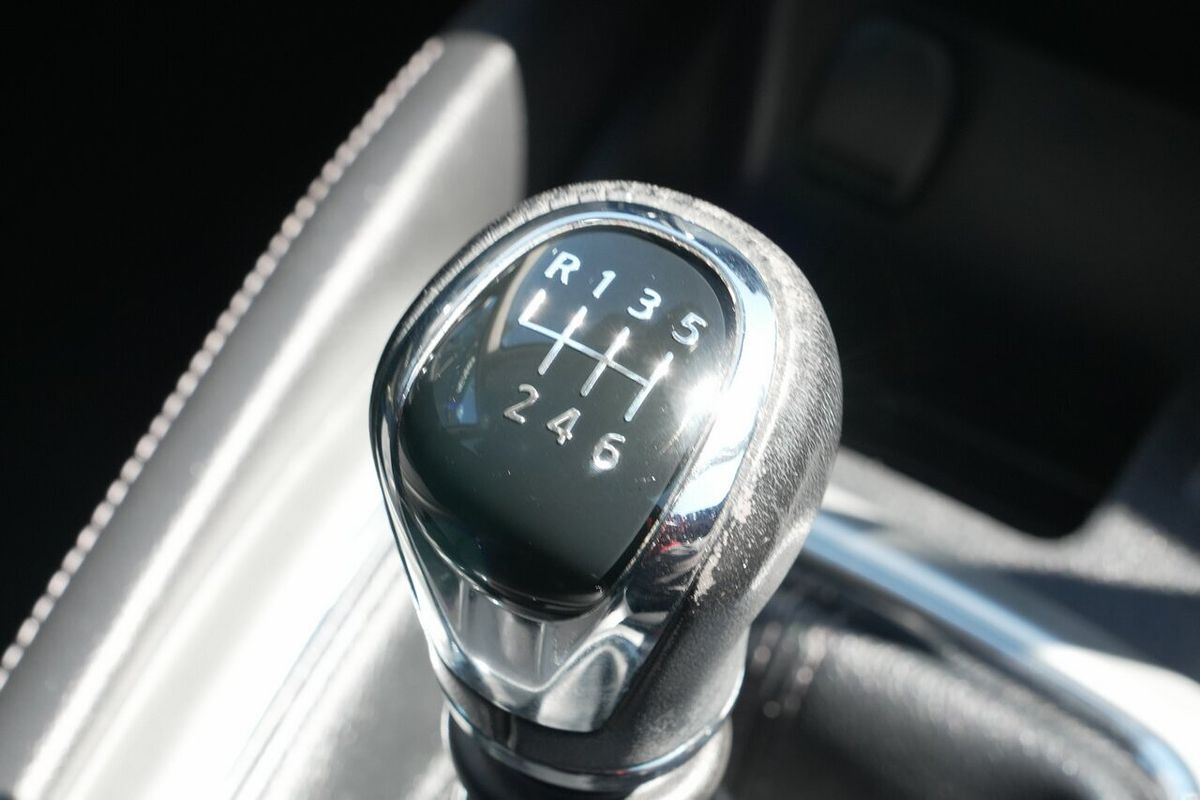 2015 Nissan QASHQAI Ti J11