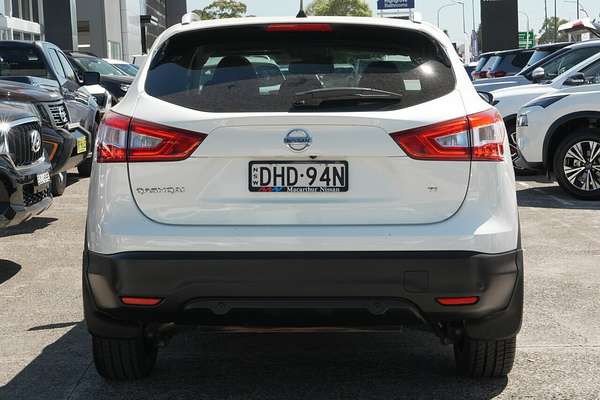 2015 Nissan QASHQAI Ti J11