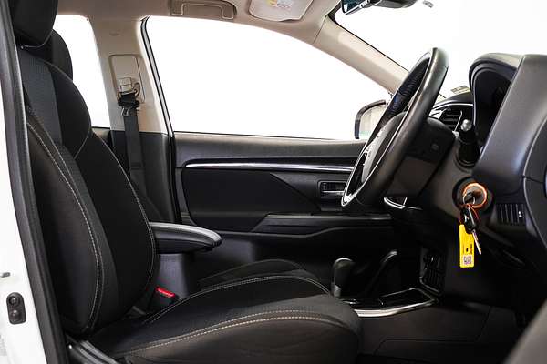 2019 Mitsubishi Outlander ES ZL