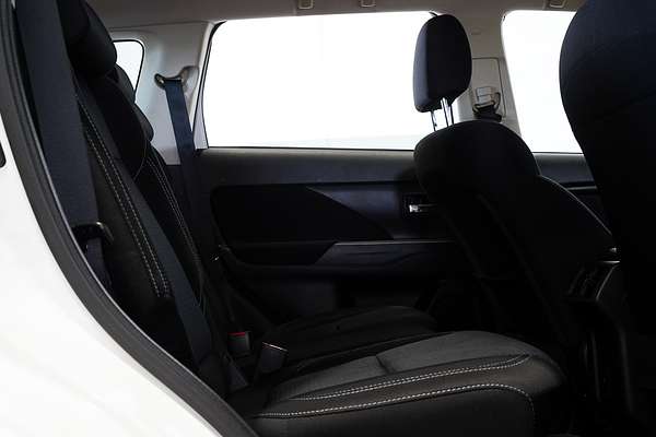 2019 Mitsubishi Outlander ES ZL