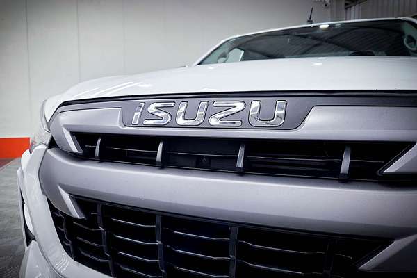 2022 Isuzu D-MAX SX High Ride Rear Wheel Drive