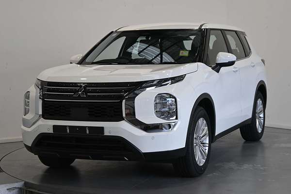 2025 Mitsubishi Outlander ES ZM