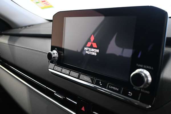 2025 Mitsubishi Outlander ES ZM