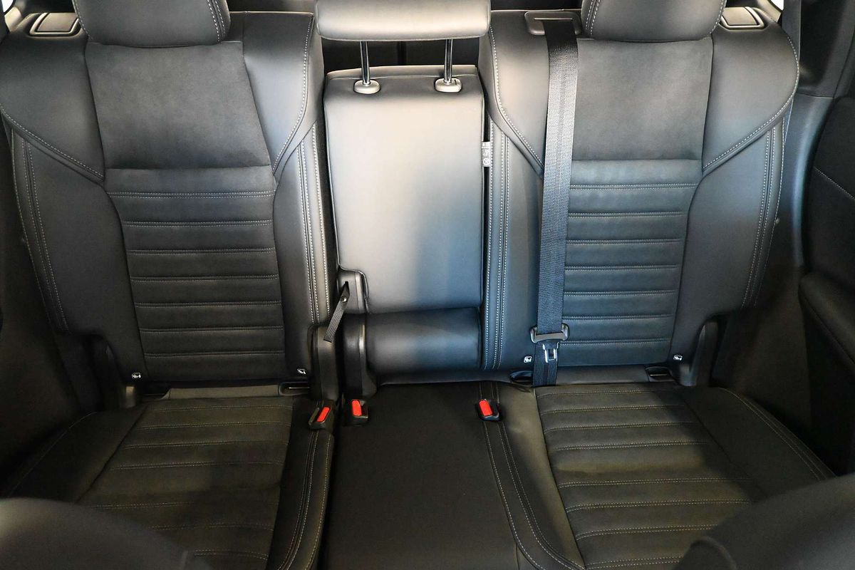 2025 Mitsubishi Outlander Aspire ZM