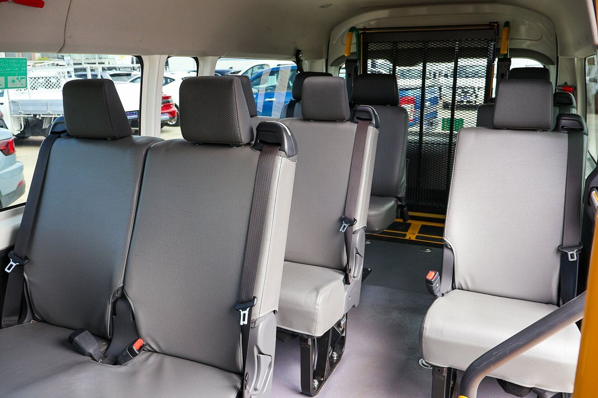2019 Toyota Hiace Commuter GDH322R ELWB High Roof