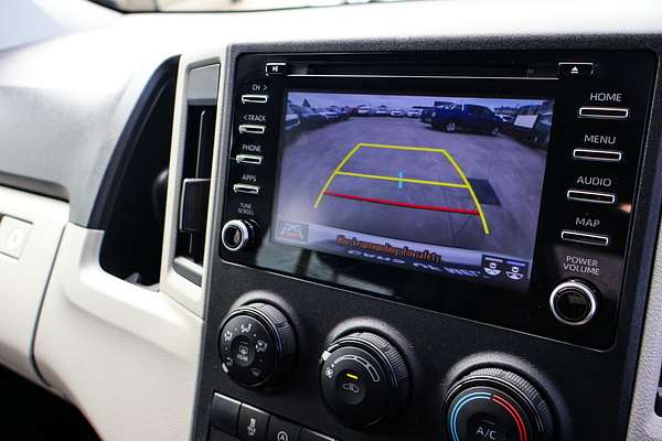 2019 Toyota Hiace Commuter GDH322R ELWB High Roof