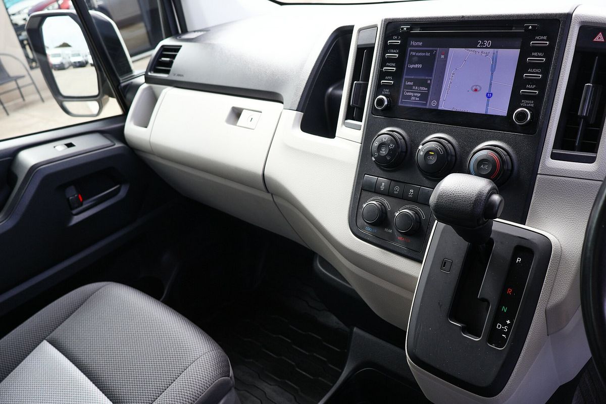 2019 Toyota Hiace Commuter GDH322R ELWB High Roof