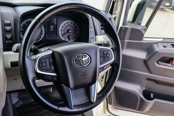 2019 Toyota Hiace Commuter GDH322R ELWB High Roof