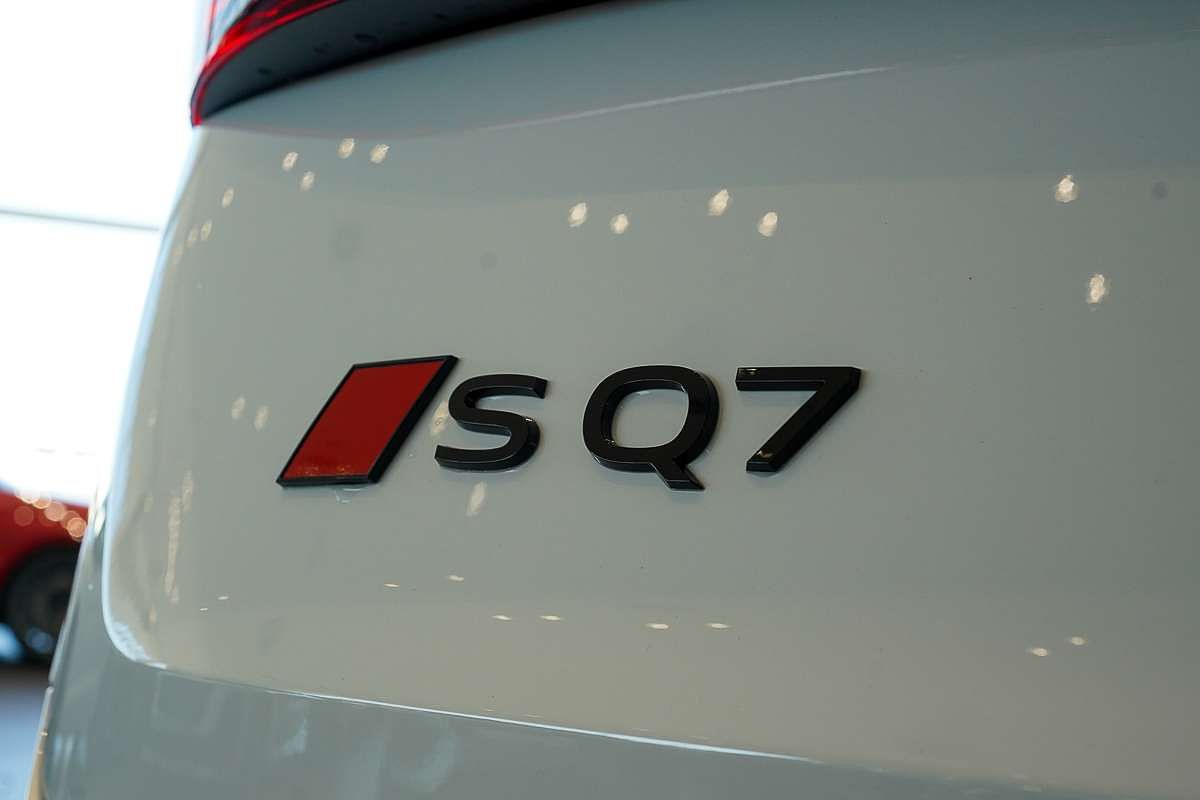 2024 Audi SQ7 TFSI 4M