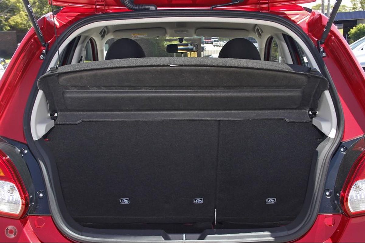 2013 Mitsubishi Mirage ES LA