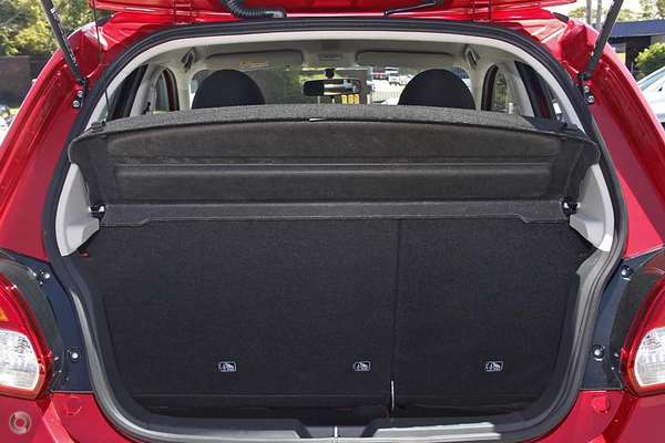 2013 Mitsubishi Mirage ES LA