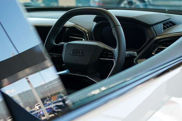 2024 Audi Q4 e-tron 55 F4