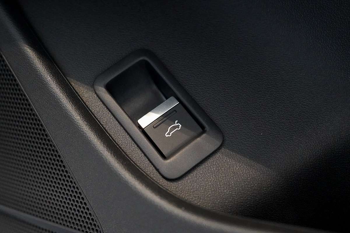 2024 Audi Q4 e-tron 55 F4