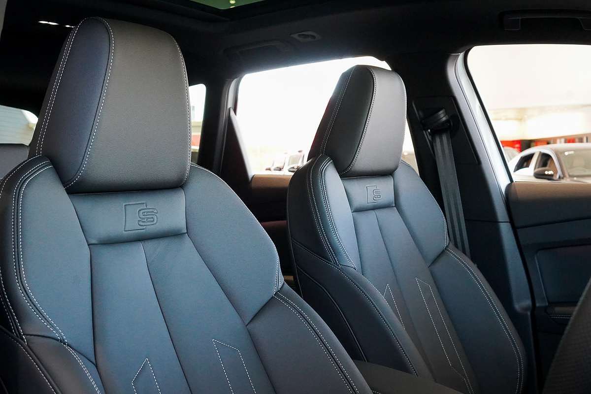 2024 Audi Q4 e-tron 55 F4