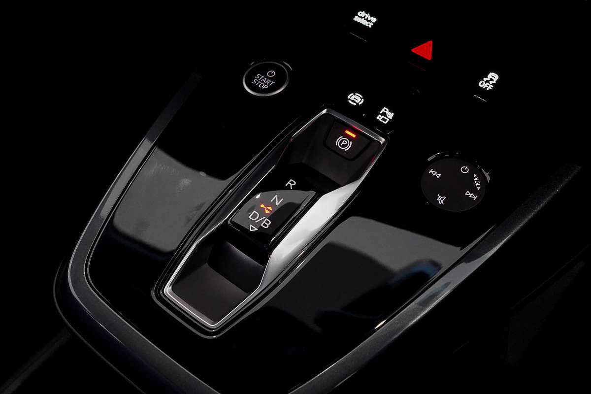 2024 Audi Q4 e-tron 55 F4