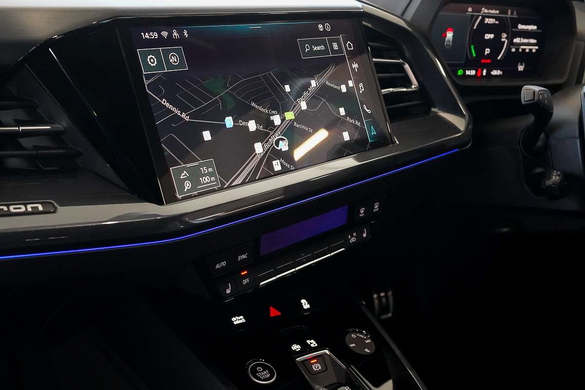 2024 Audi Q4 e-tron 55 F4