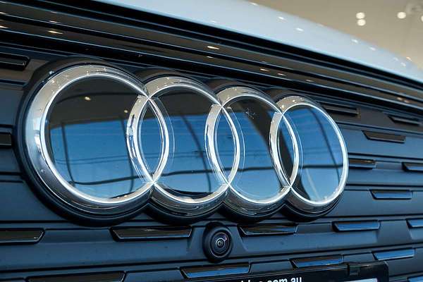 2024 Audi Q4 e-tron 55 F4