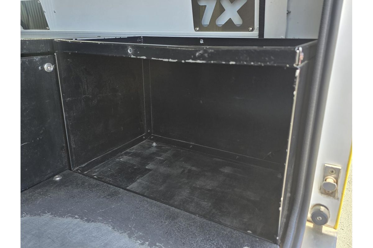 2020 Isuzu D-MAX SX High Ride Rear Wheel Drive