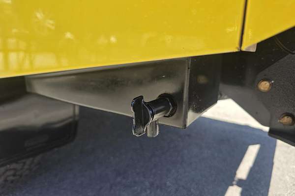 2020 Isuzu D-MAX SX High Ride Rear Wheel Drive