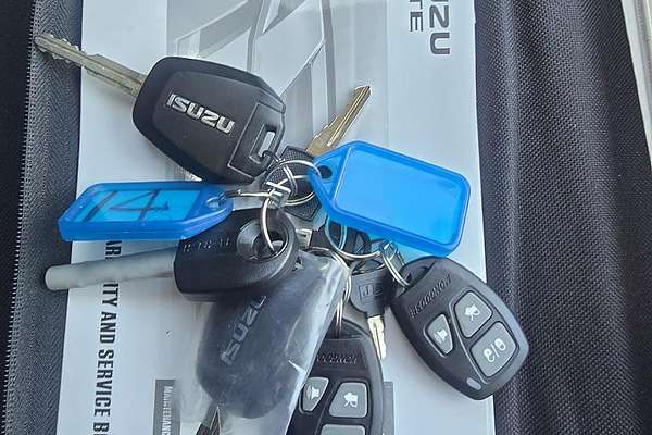 2020 Isuzu D-MAX SX High Ride Rear Wheel Drive