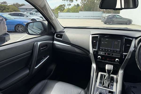 2022 Mitsubishi Pajero Sport GLS QF