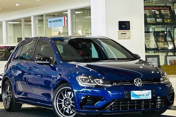 2017 Volkswagen Golf R 7.5