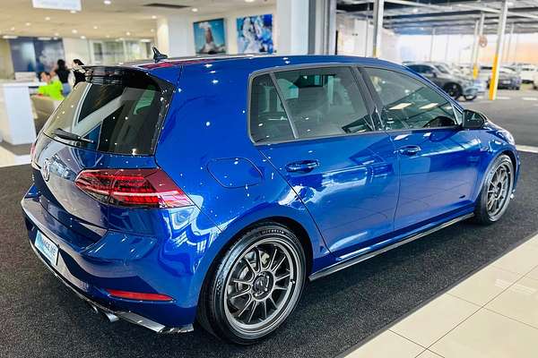 2017 Volkswagen Golf R 7.5
