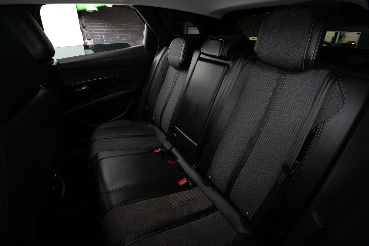 2021 Peugeot 3008 Allure P84