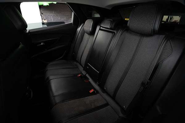 2021 Peugeot 3008 Allure P84