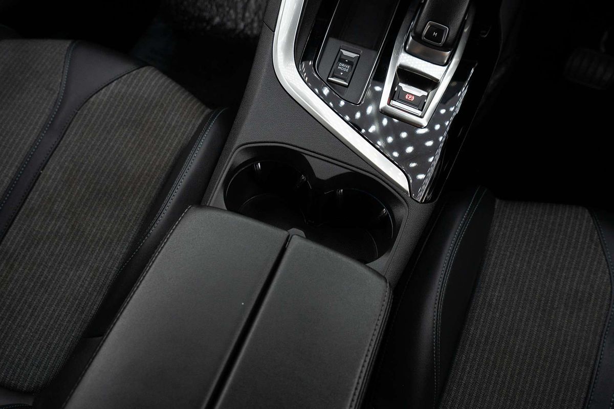 2021 Peugeot 3008 Allure P84