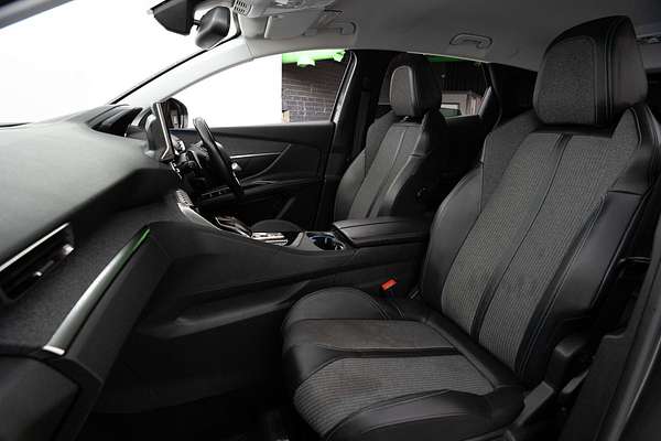 2021 Peugeot 3008 Allure P84