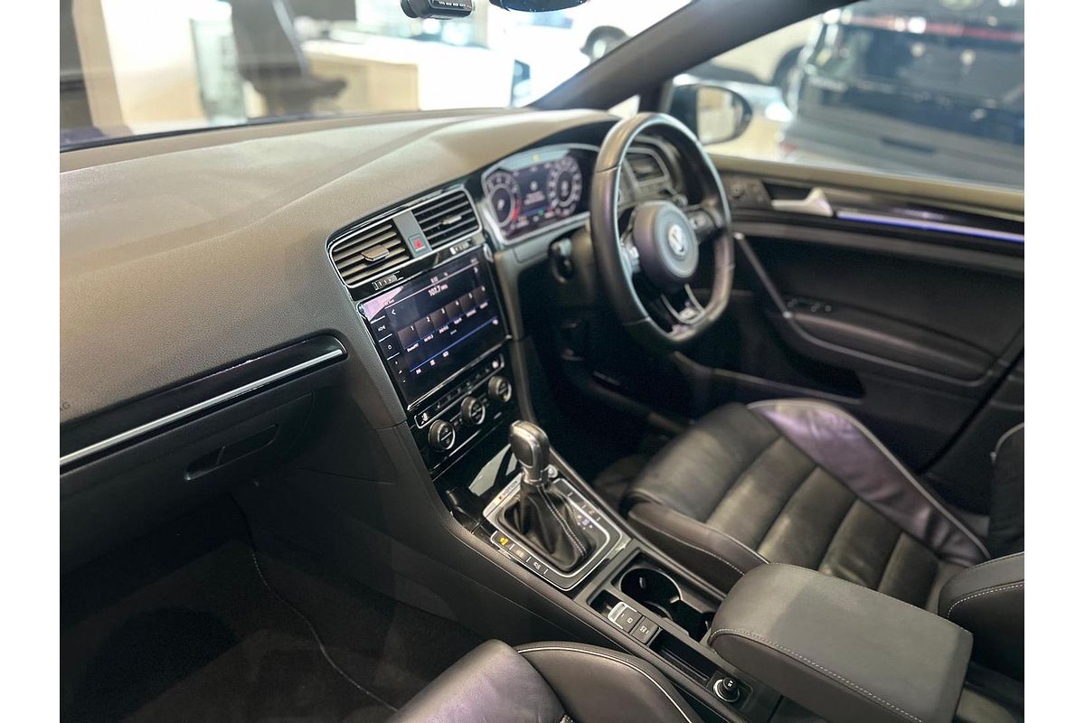 2017 Volkswagen Golf R 7.5