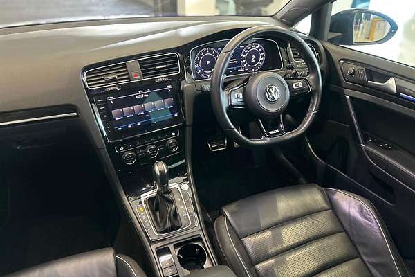 2017 Volkswagen Golf R 7.5