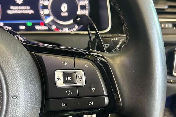 2017 Volkswagen Golf R 7.5